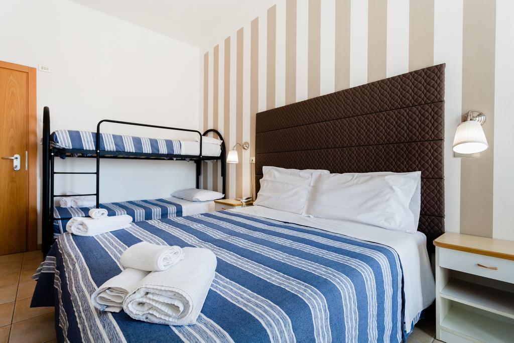 Hotel Costazzurra By Interlux Rimini Luaran gambar